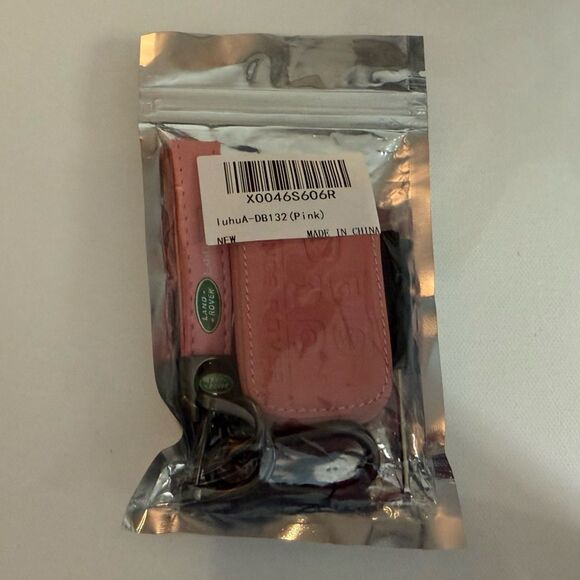 Land Rover Key Fob Keychain and Fob Case Cover in Pink Leather NWT - Picture 7 of 7